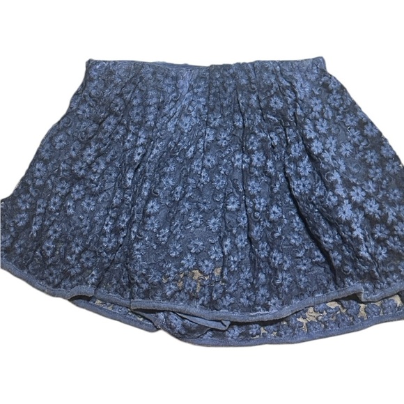 Cottagecore POL Women’s Blue Floral Lace Summer Mini Skort Size small - Picture 1 of 9